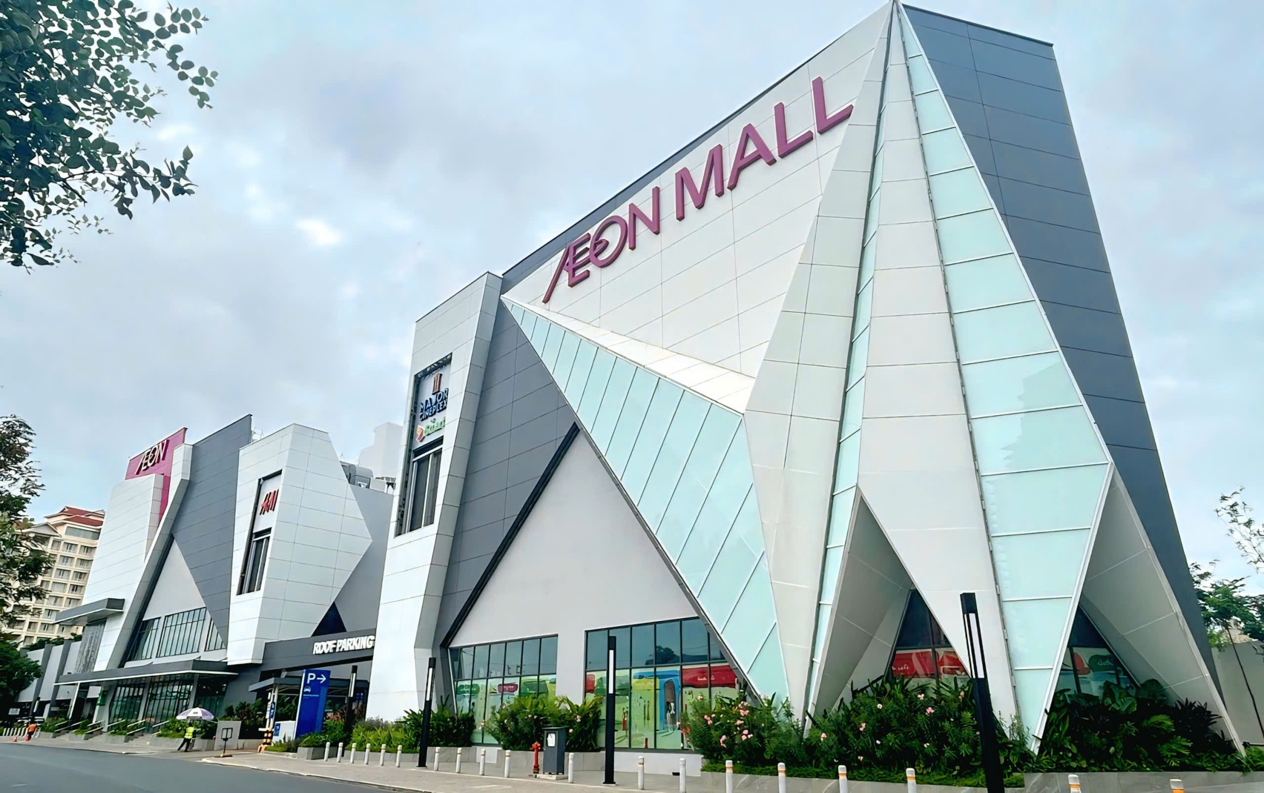 Z7040882578639 476fe86a1794f8a2c6bf74d3e8d7a91c